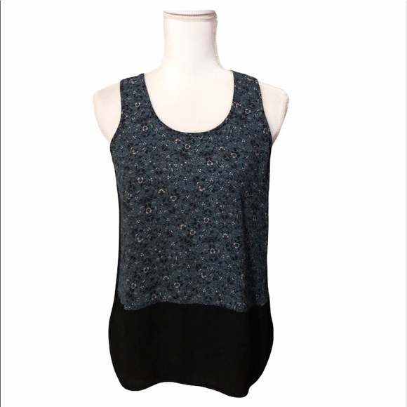 LOFT Tops - ⭐️ 3 For $15  LOFT Sleeveless Blouse